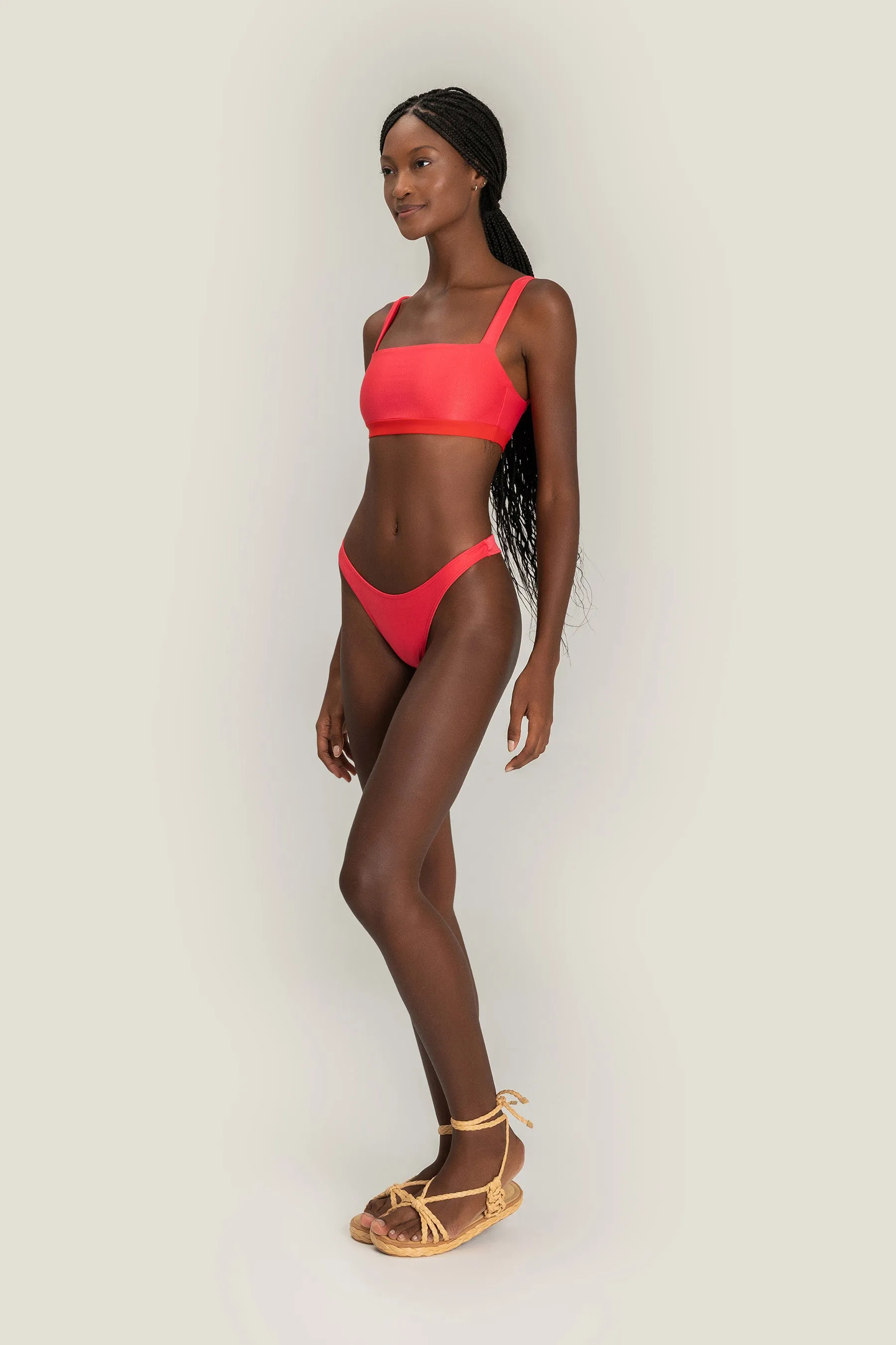 Allure® Asa Delta Bottom