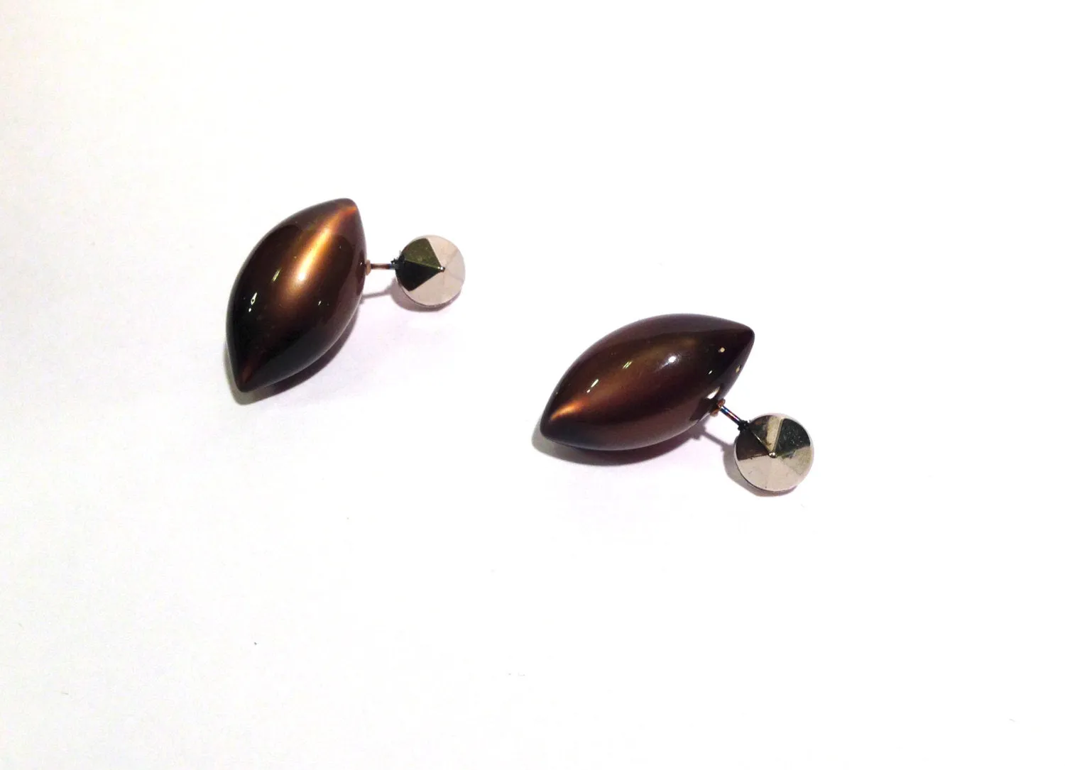 Brown Moonglow & Pewter Seeded Pod Stud Earrings