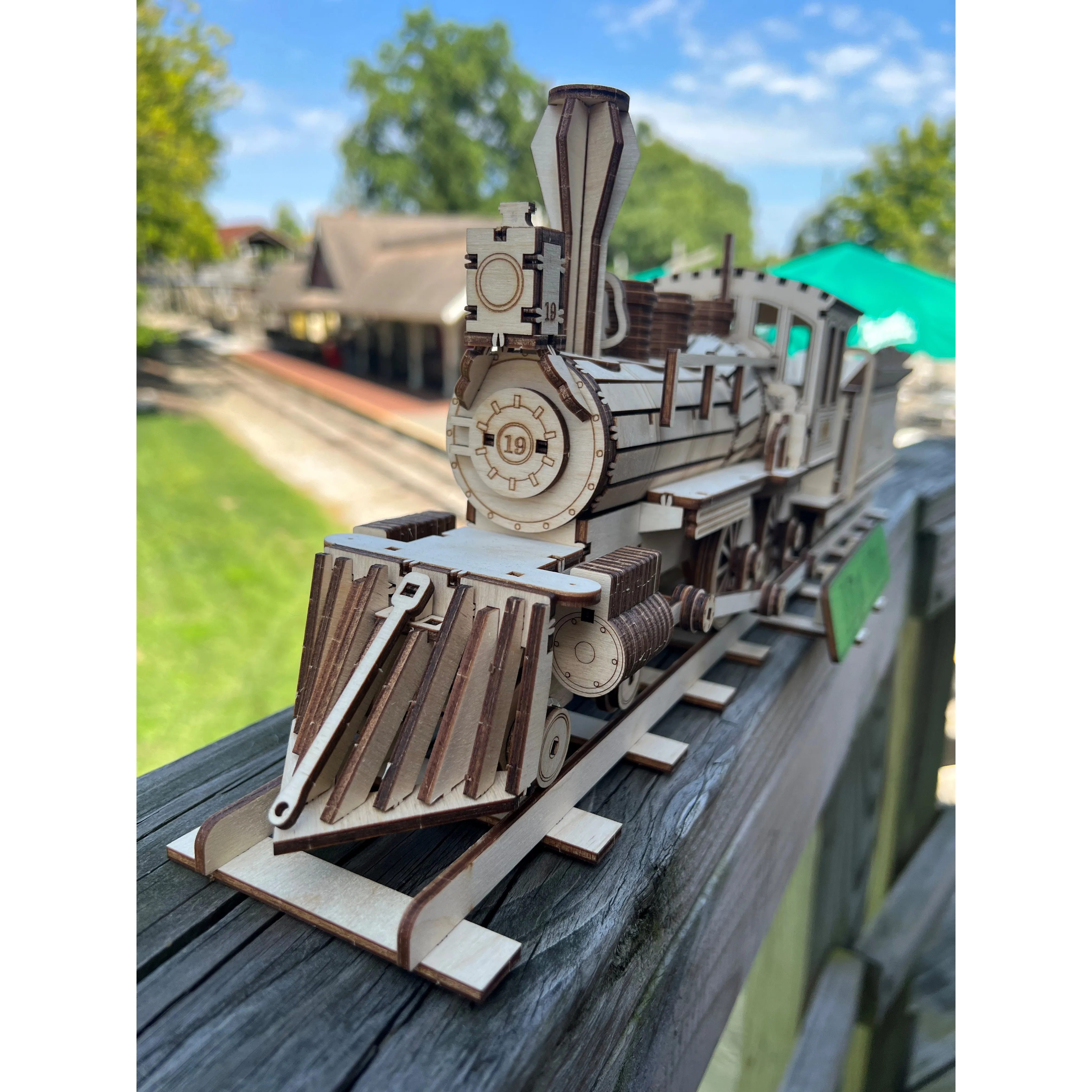 Kings Island KI & MV RR Green Engine Limited Edition Cutout