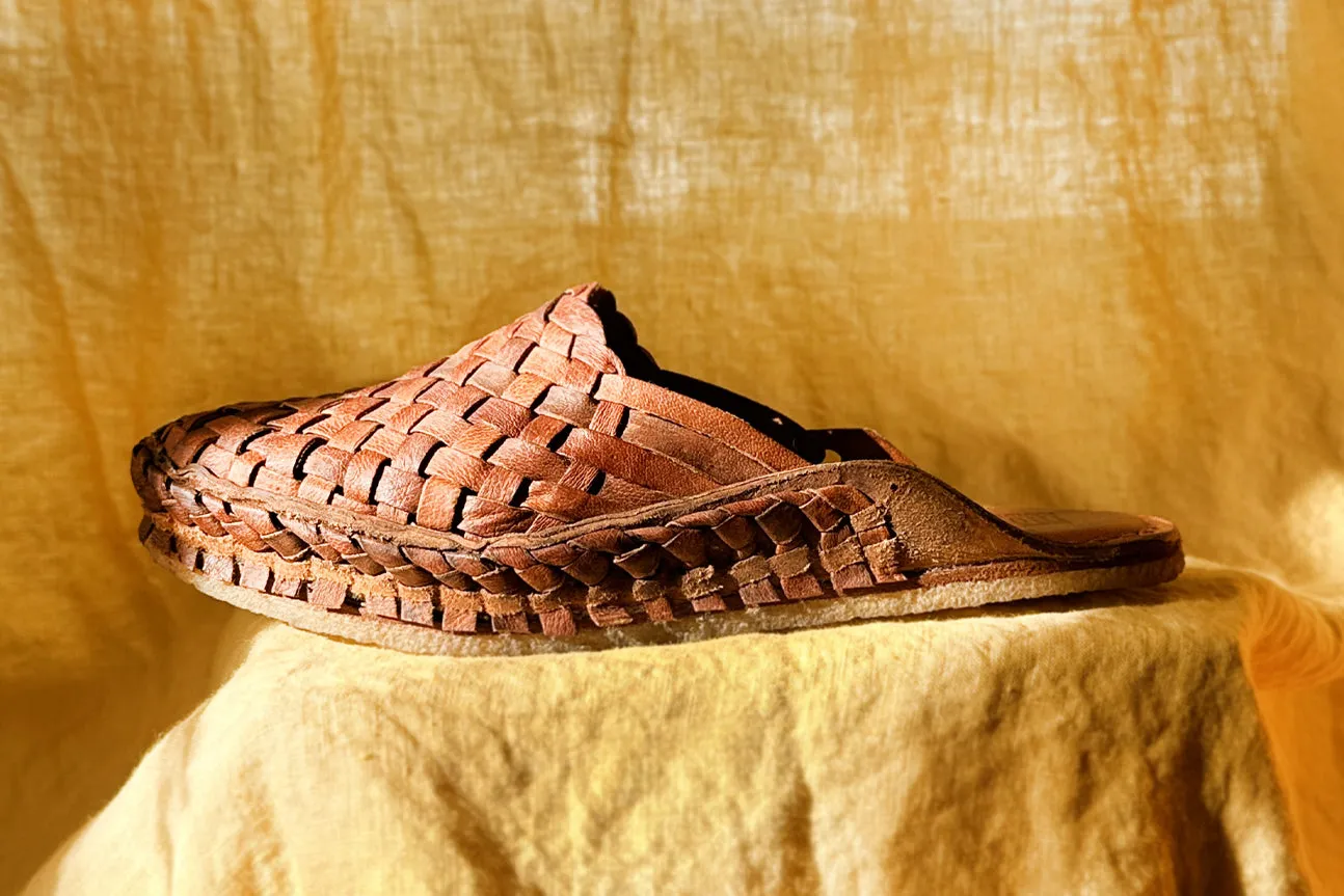 Seconds: Women's Woven Slide in Walnut